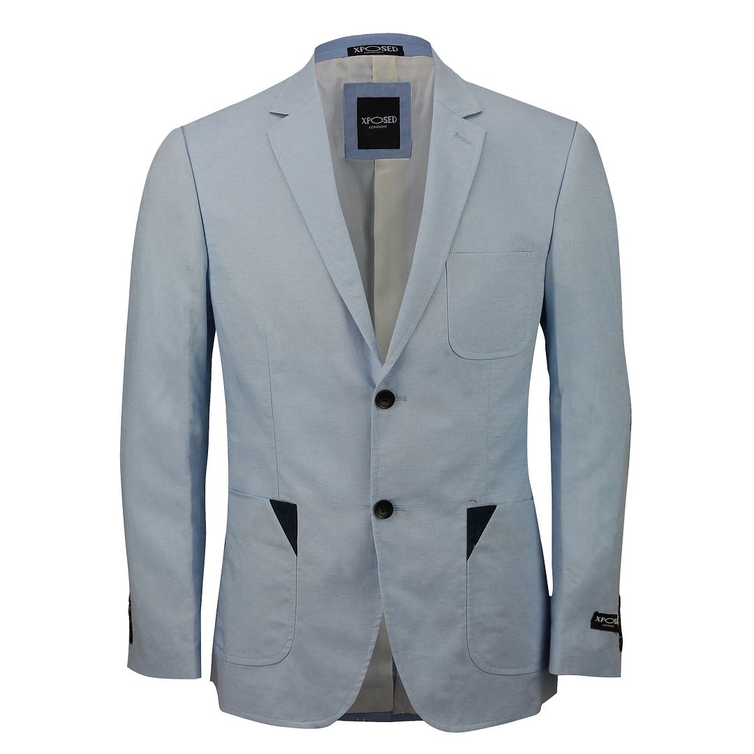 Check your email to verify! Polo Shirts & Blazers. If you prefer to wear your navy blue blazer in a casual setting – you are in luck. A high-quality polo shirt worn under a navy blue blazer is .